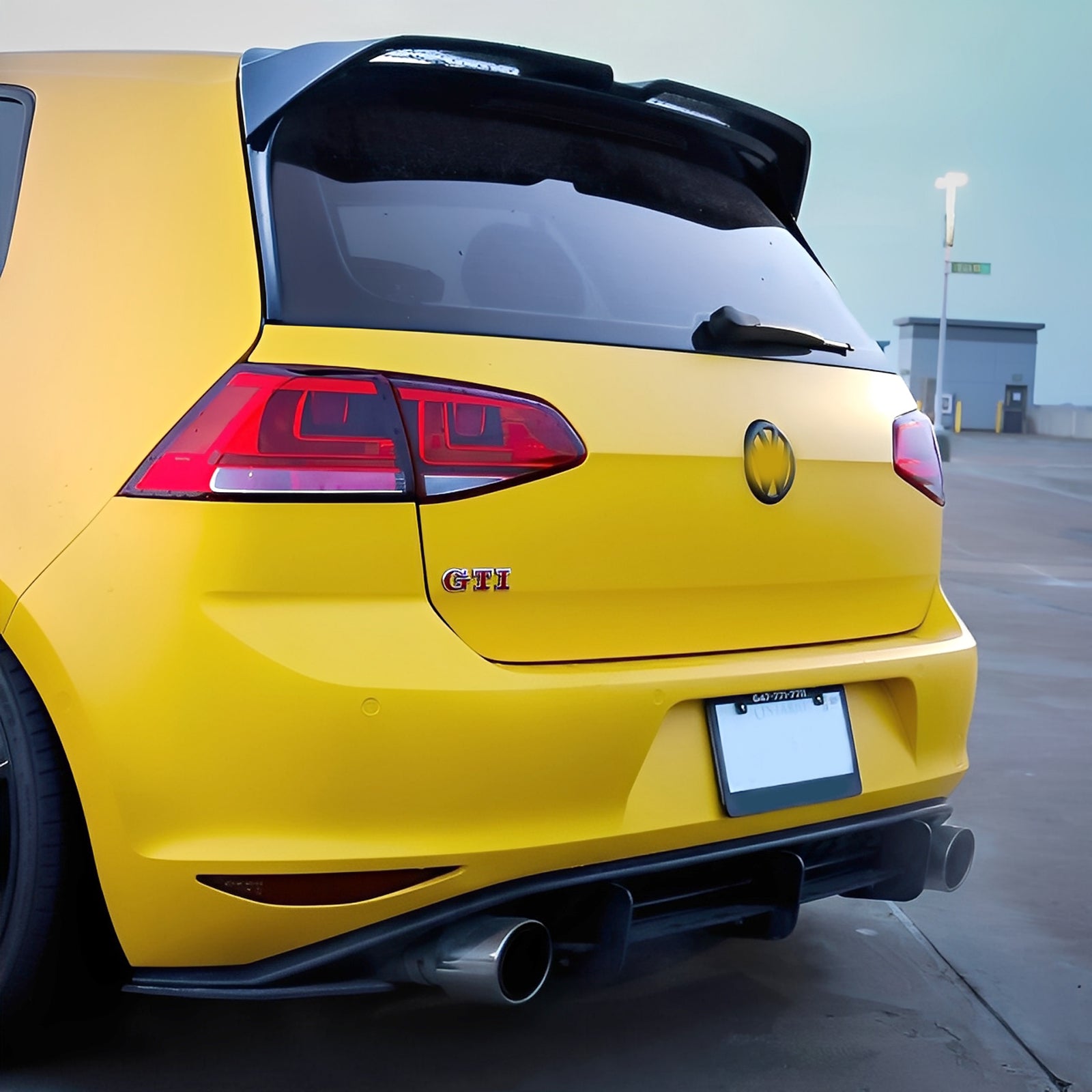 For 2015-2021 Golf MK7 MK7.5 GTI R Rear Roof Hatch Spoiler